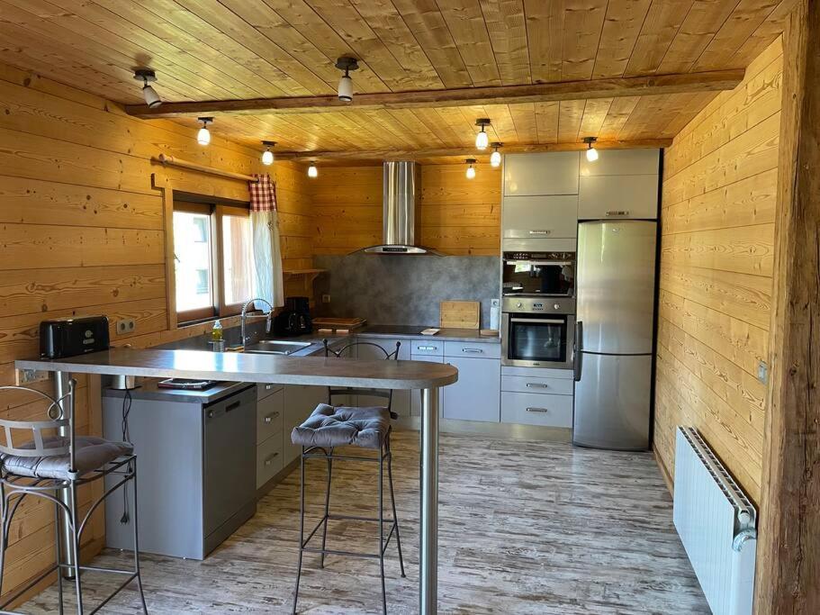 Chalet Familial - Pyrenees, Au Coeur Des 3 Stations La Cabanasse Exterior photo